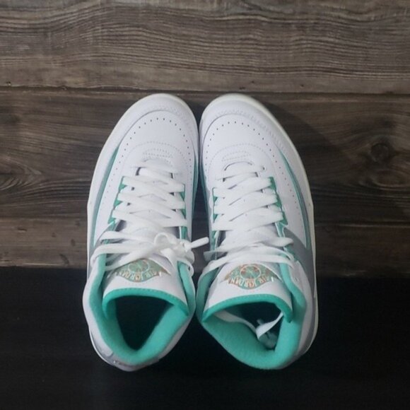 New Nike Air Jordan 2 Retro White Mid Top Womens Sneakers Size 7 Crystal Mint - Picture 7 of 9